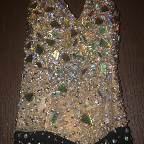 Black sequenced mesh prom dress - Picture 2 of 8